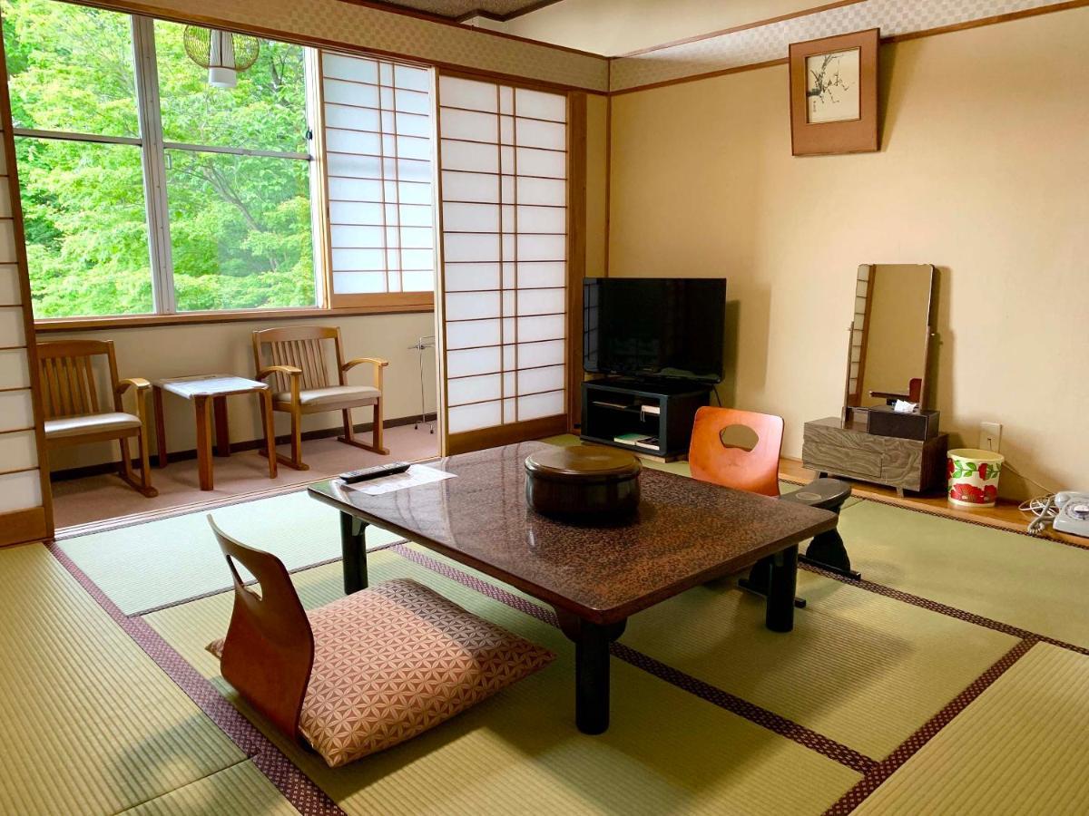 Kirishimaya Ryokan Kusatsu  Zewnętrze zdjęcie