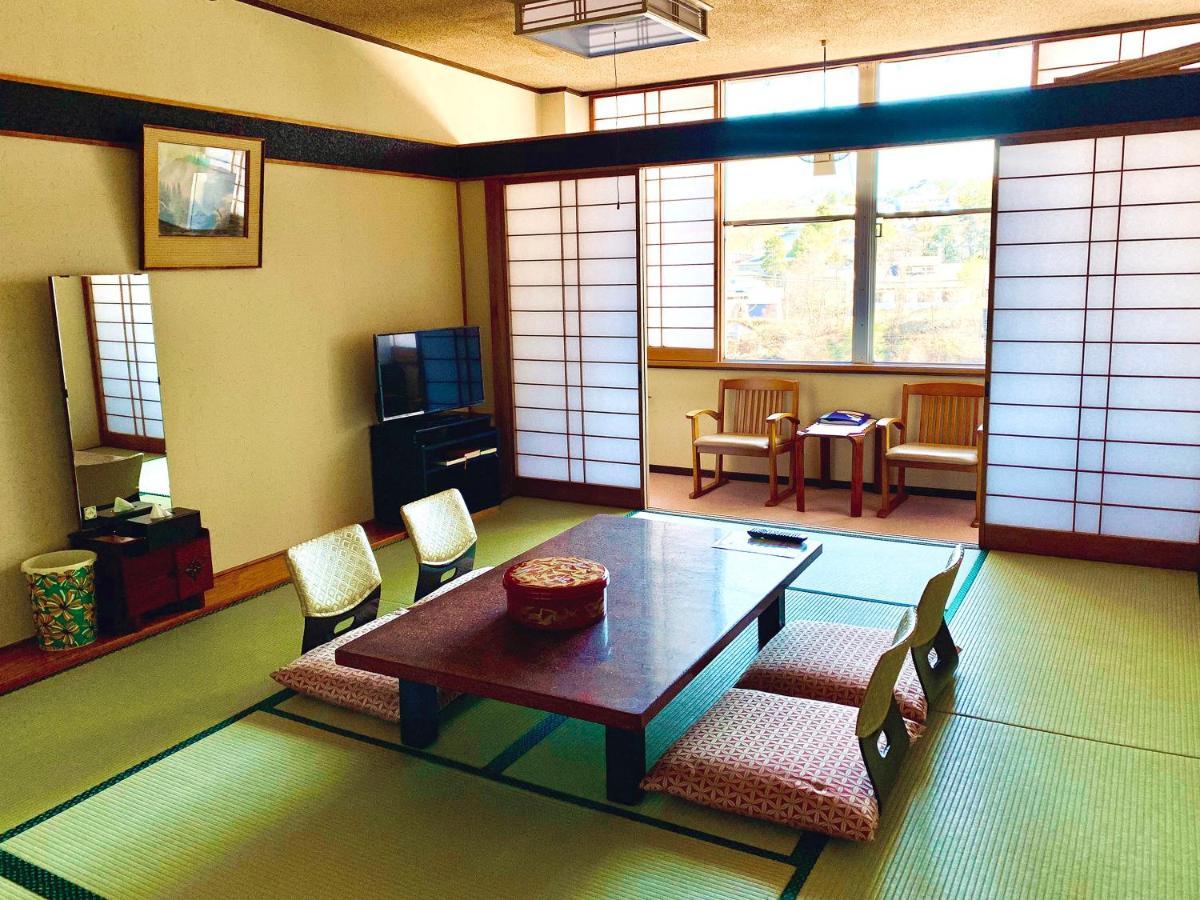 Kirishimaya Ryokan Kusatsu  Zewnętrze zdjęcie